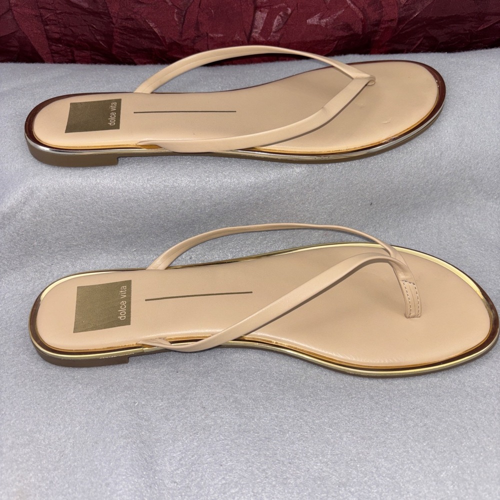 Dolce Vita Nude Thong T Strap Leather Flip Flops Gold Trim Women's 8.5 EC - Picture 3 of 16